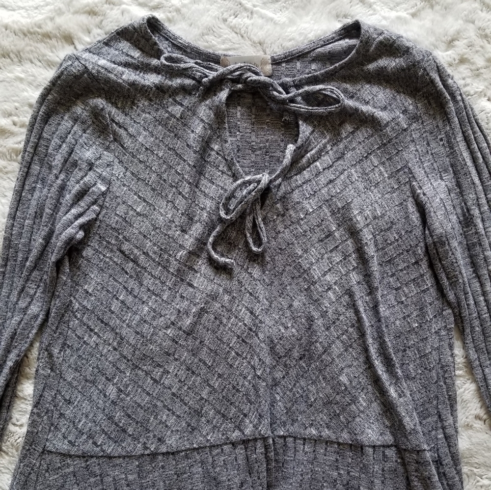 Altar'd State Blue Gray Tie Front Longsleeve Top M